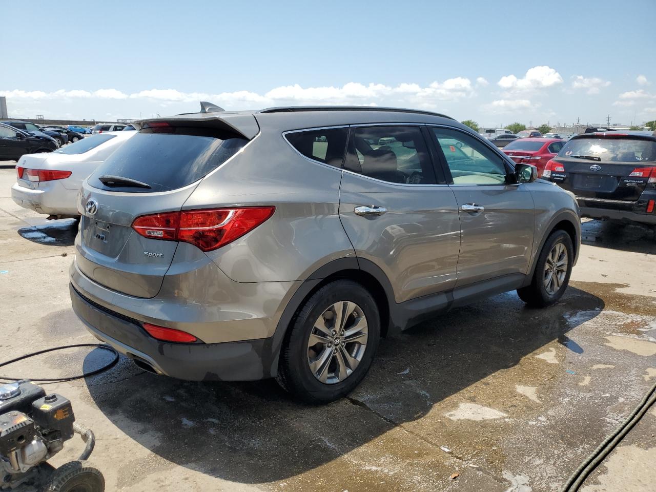 2014 Hyundai Santa Fe Sport vin: 5XYZU3LB4EG161334