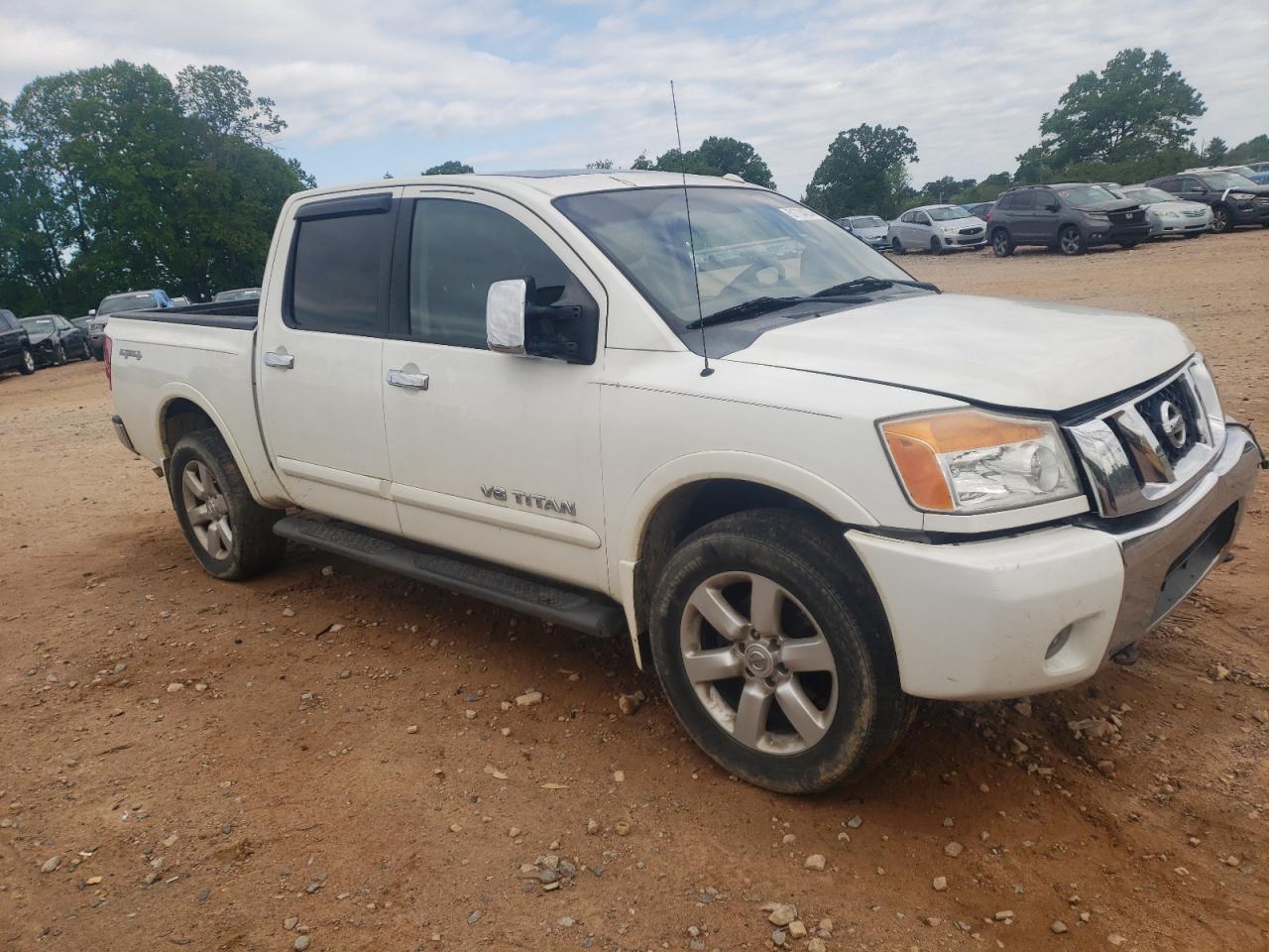 1N6AA0EC0BN324072 2011 Nissan Titan S