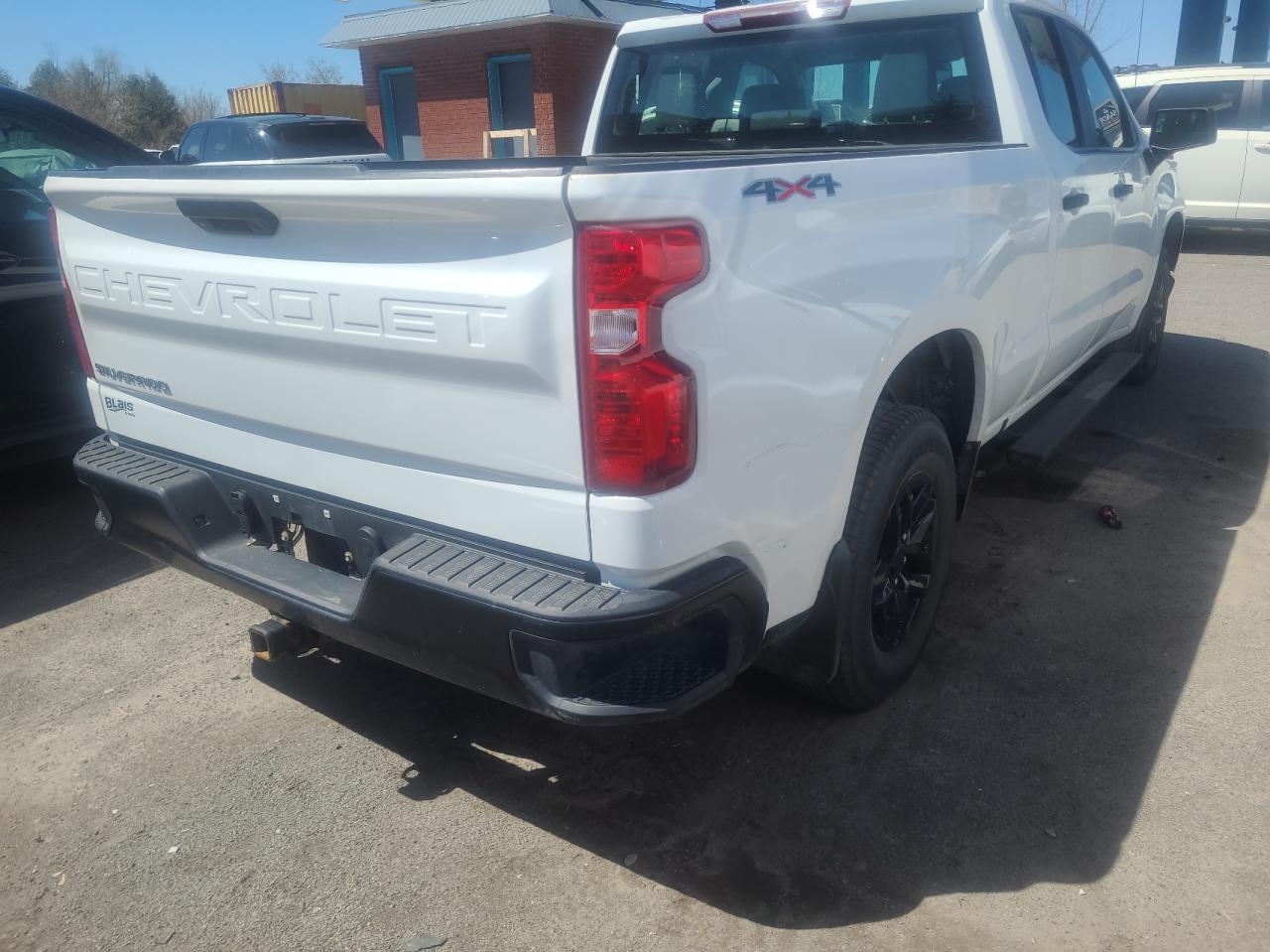 2019 Chevrolet Silverado K1500 vin: 1GCRYAEHXKZ290332