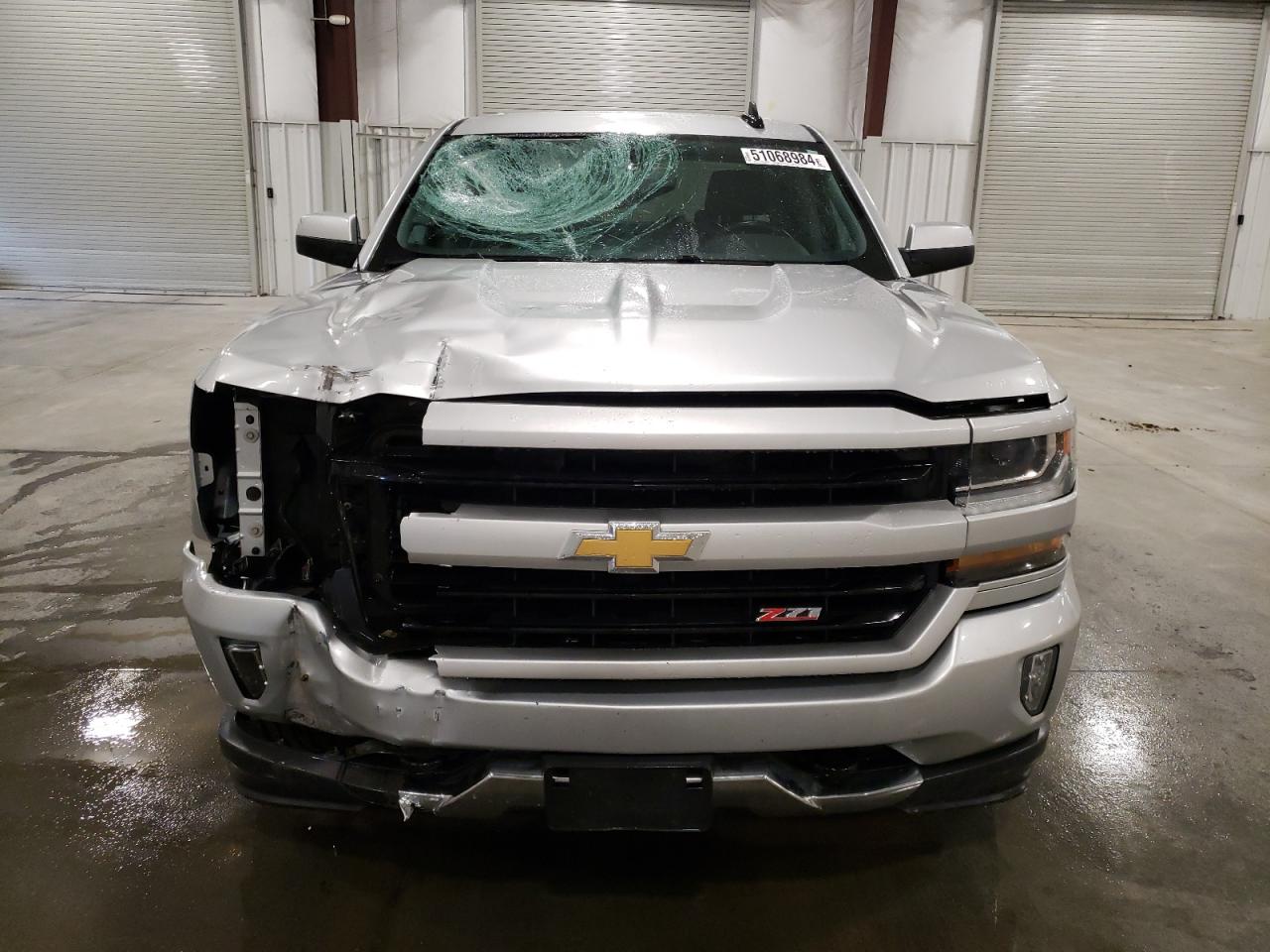 3GCUKRECXHG347040 2017 Chevrolet Silverado K1500 Lt