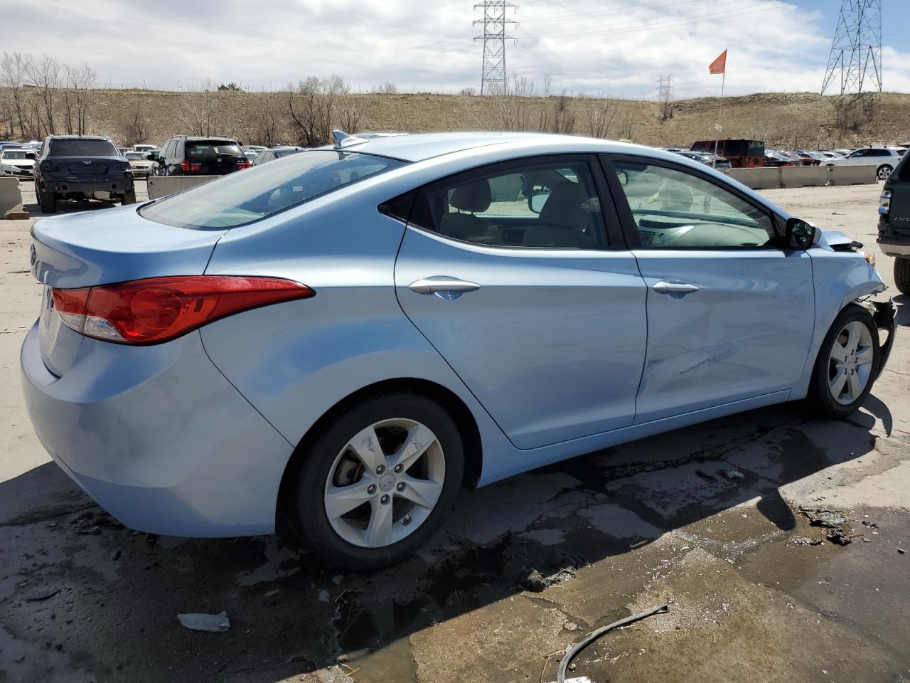 KMHDH4AE1DU696163 2013 Hyundai Elantra Gls