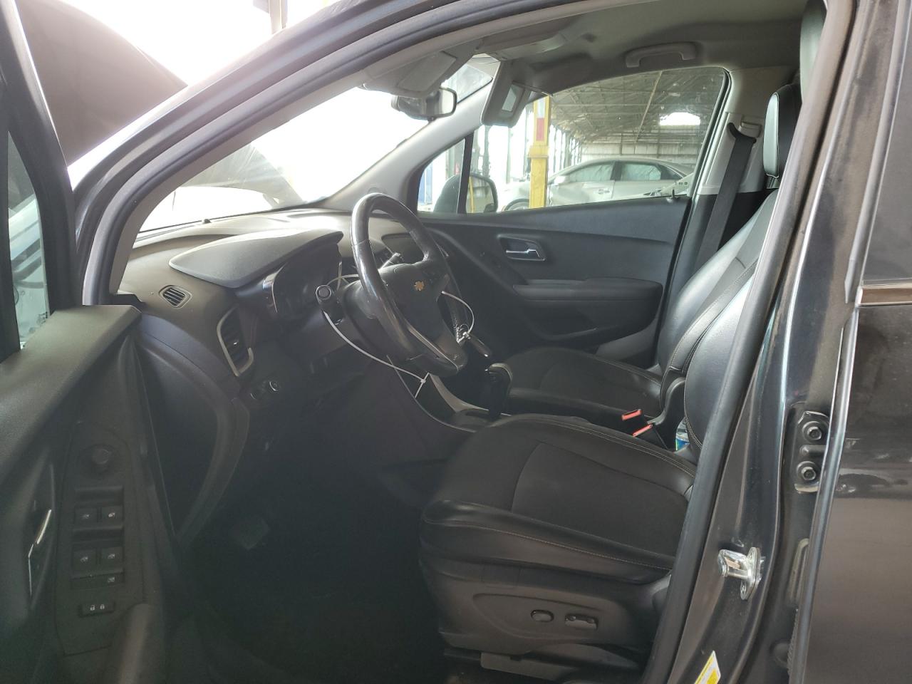 KL7CJLSB7JB644639 2018 Chevrolet Trax 1Lt