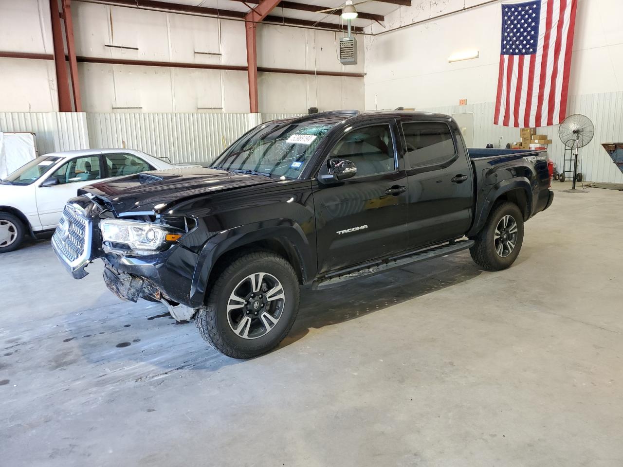 5TFAZ5CN2KX082127 2019 Toyota Tacoma Double Cab