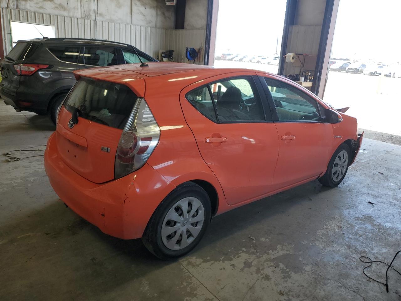 2012 Toyota Prius C vin: JTDKDTB32C1029942