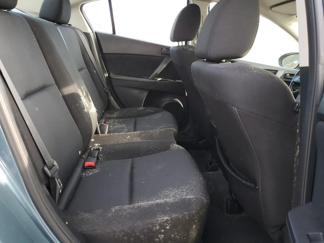 JM1BL1UFXB1900843 2011 Mazda 3 I