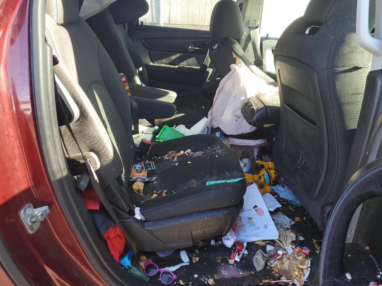 1GKKVPKD5FJ369768 2015 GMC Acadia Sle