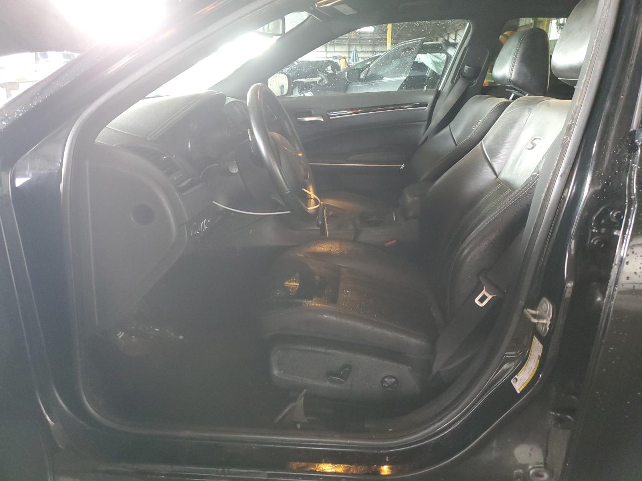 2C3CCABG9KH533570 2019 Chrysler 300 S