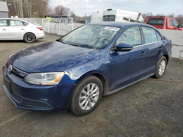 Lot #2459705635 2013 VOLKSWAGEN JETTA HYBR salvage car