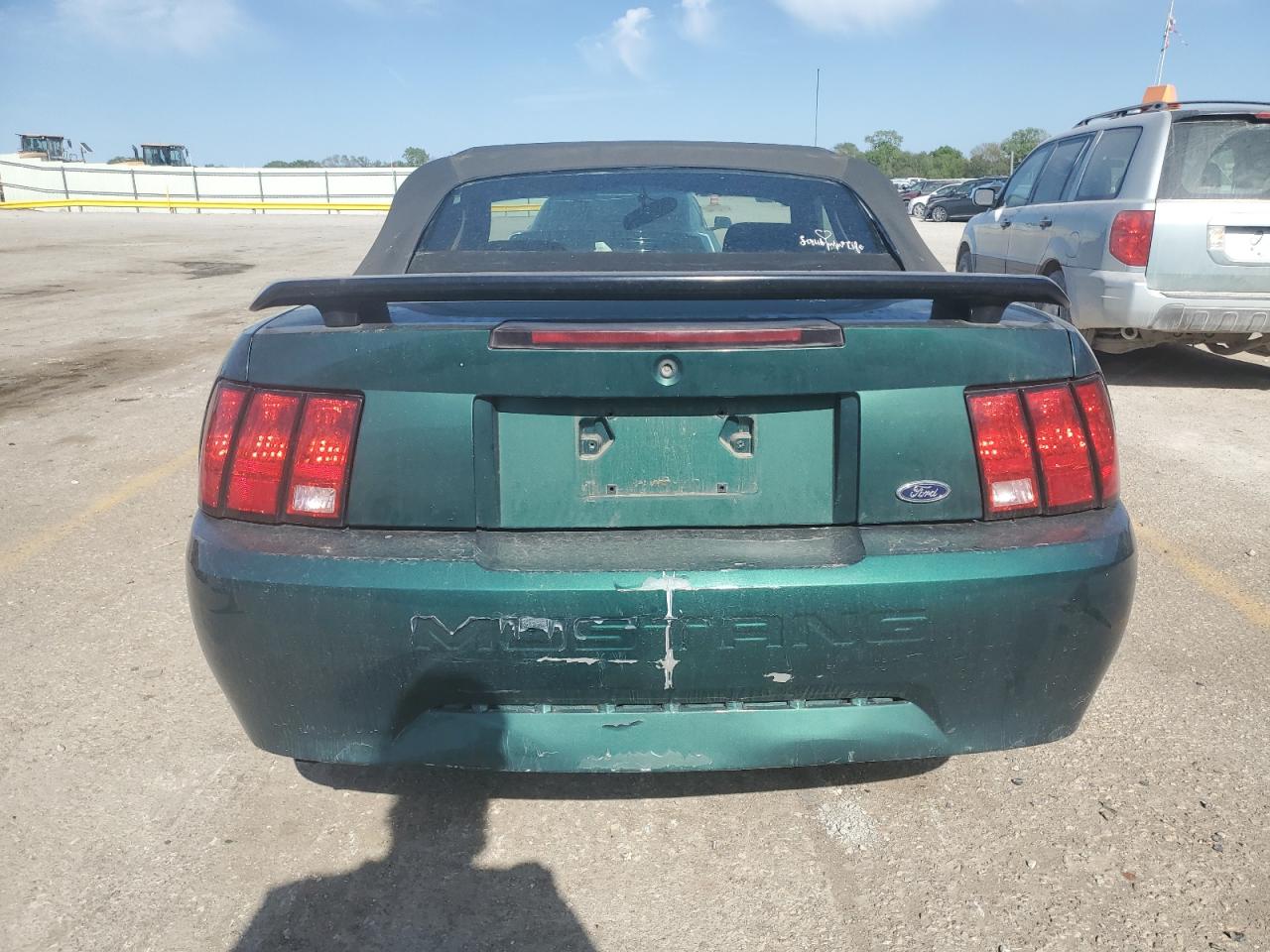 1FAFP44472F216363 2002 Ford Mustang