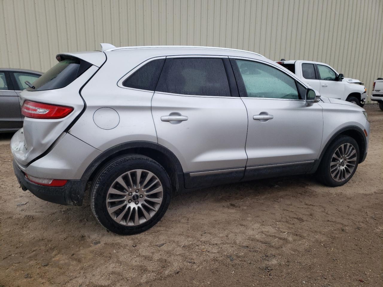 5LMCJ3D91GUJ20809 2016 Lincoln Mkc Reserve