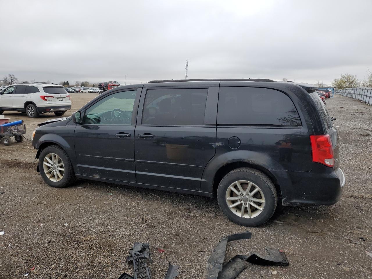 2C4RDGBG3ER350928 2014 Dodge Grand Caravan Se