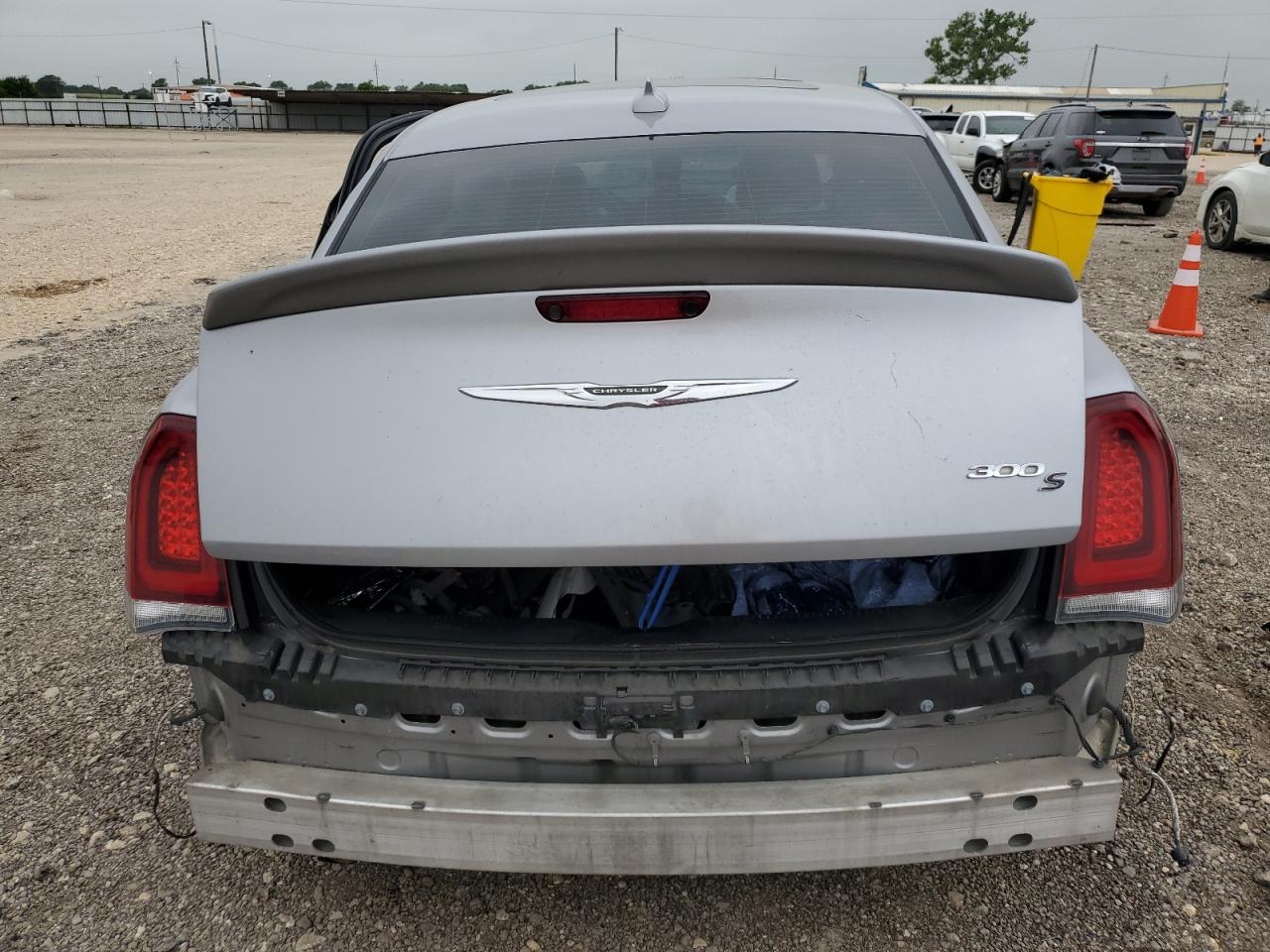 2C3CCABGXJH244907 2018 Chrysler 300 S