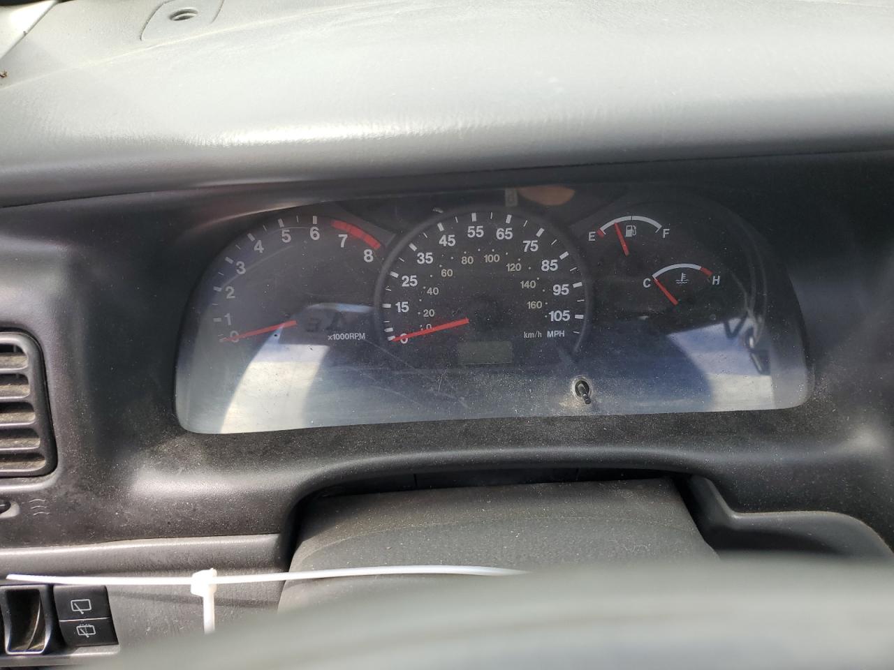 2CNBJ13C0Y6916435 2000 Chevrolet Tracker