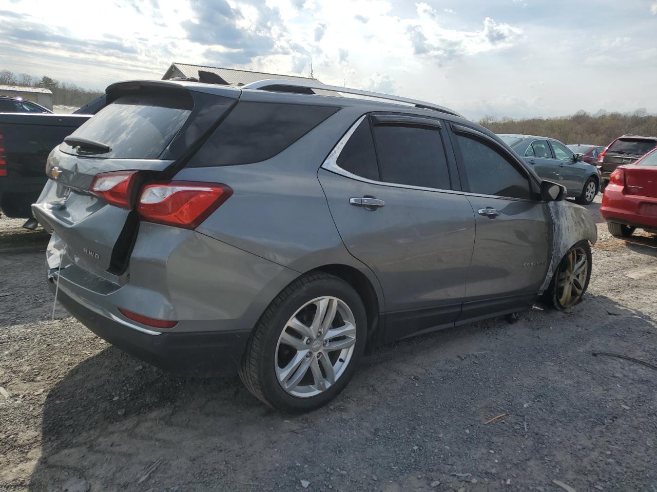 3GNAXVEV5JL138601 2018 Chevrolet Equinox Premier