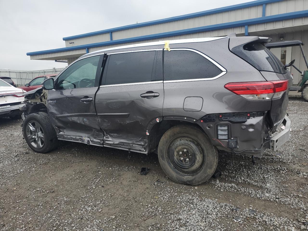 Lot #2855766524 2018 TOYOTA HIGHLANDER