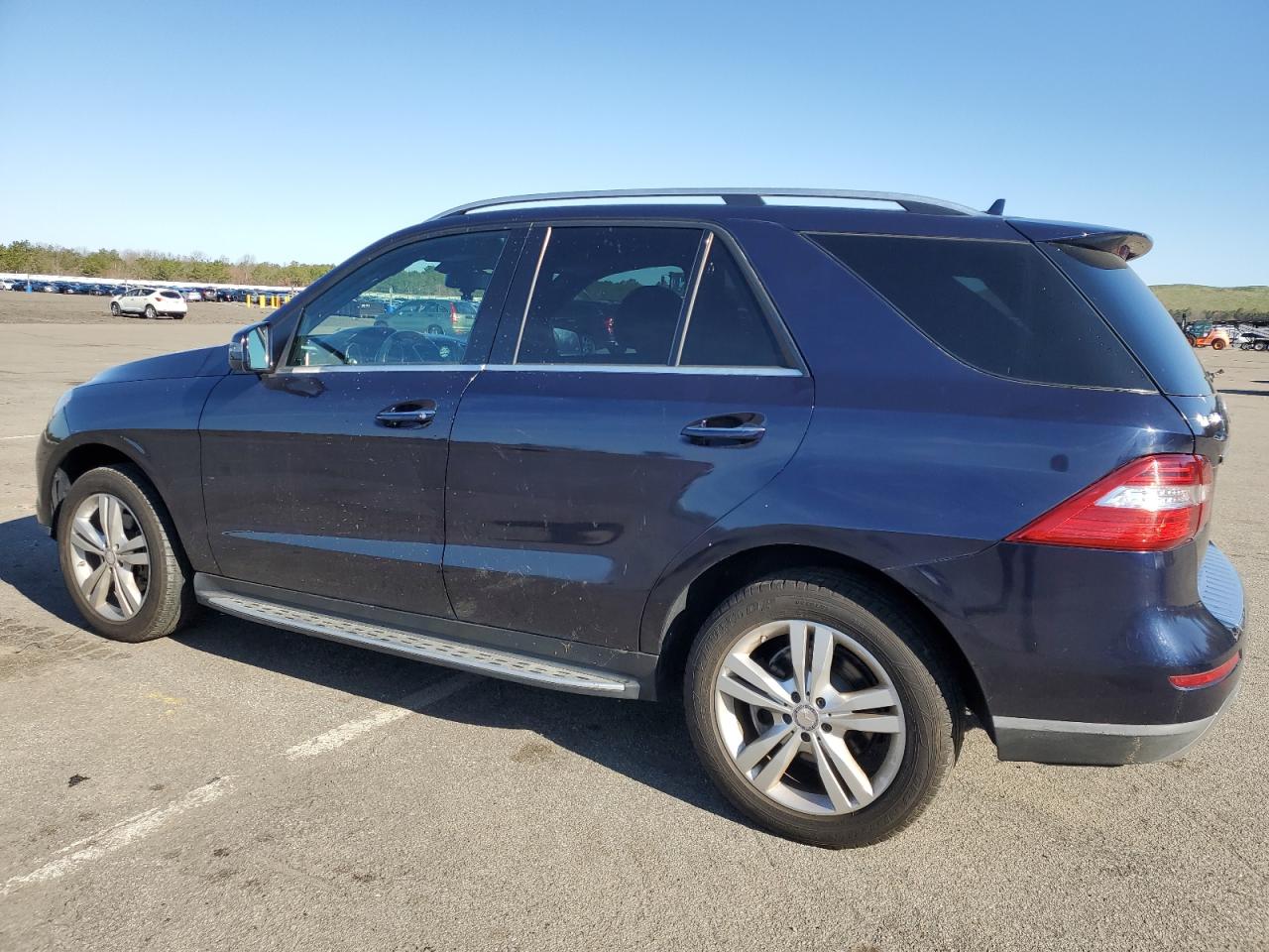 2014 Mercedes-Benz Ml 350 4Matic vin: 4JGDA5HB0EA432702