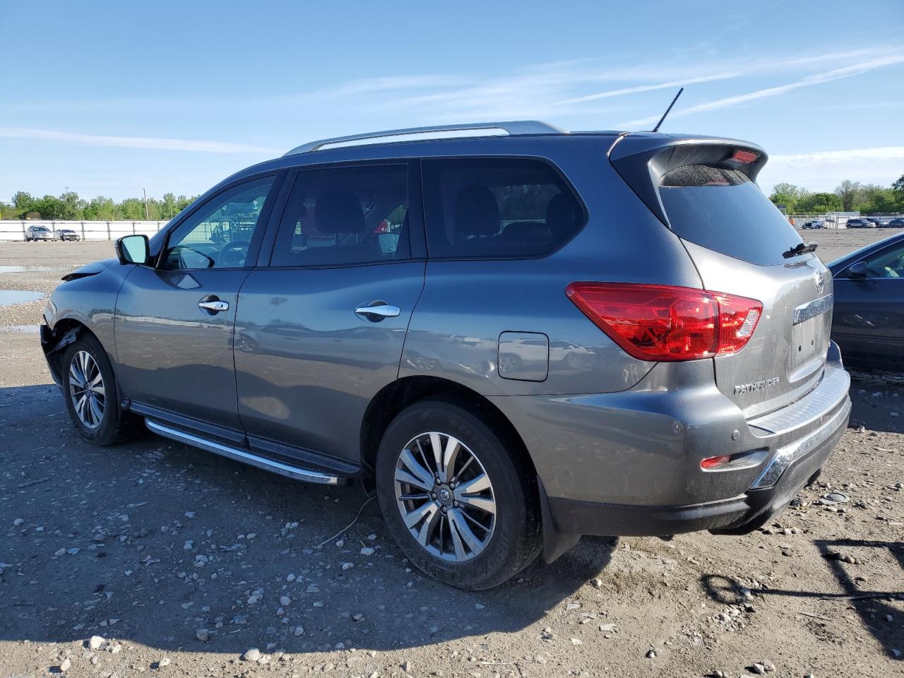 5N1DR2MN4JC652494 2018 Nissan Pathfinder S