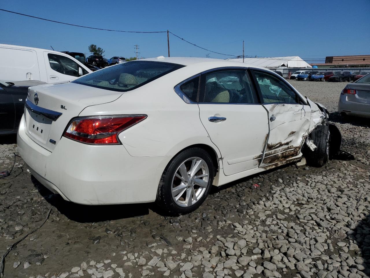 2014 Nissan Altima 2.5 vin: 1N4AL3AP3EC902369