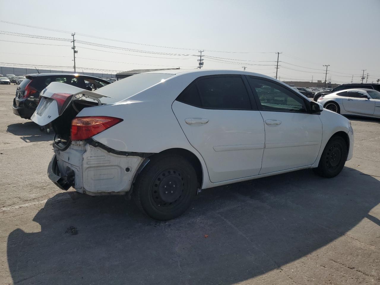 5YFBURHE8KP944848 2019 Toyota Corolla L