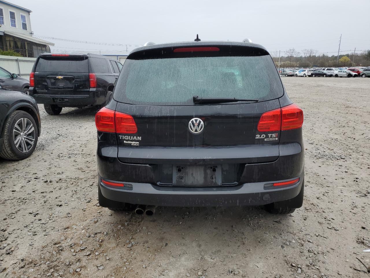 WVGBV7AX6FW572089 2015 Volkswagen Tiguan S