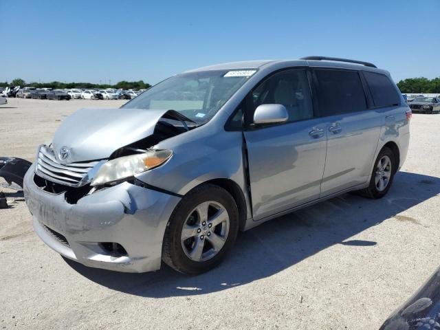 Lot #2522227853 2015 TOYOTA SIENNA LE salvage car