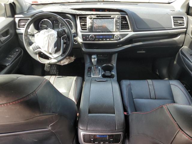 2019 Toyota Highlander Se VIN: 5TDJZRFH0KS621590 Lot: 51498924