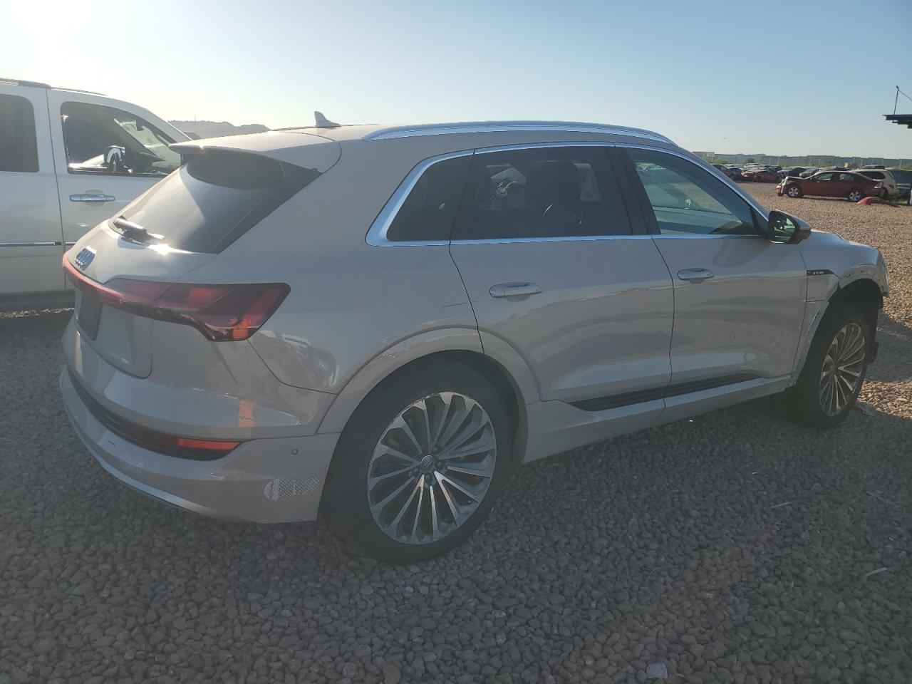 WA1VAAGE4KB025026 2019 Audi E-Tron Prestige