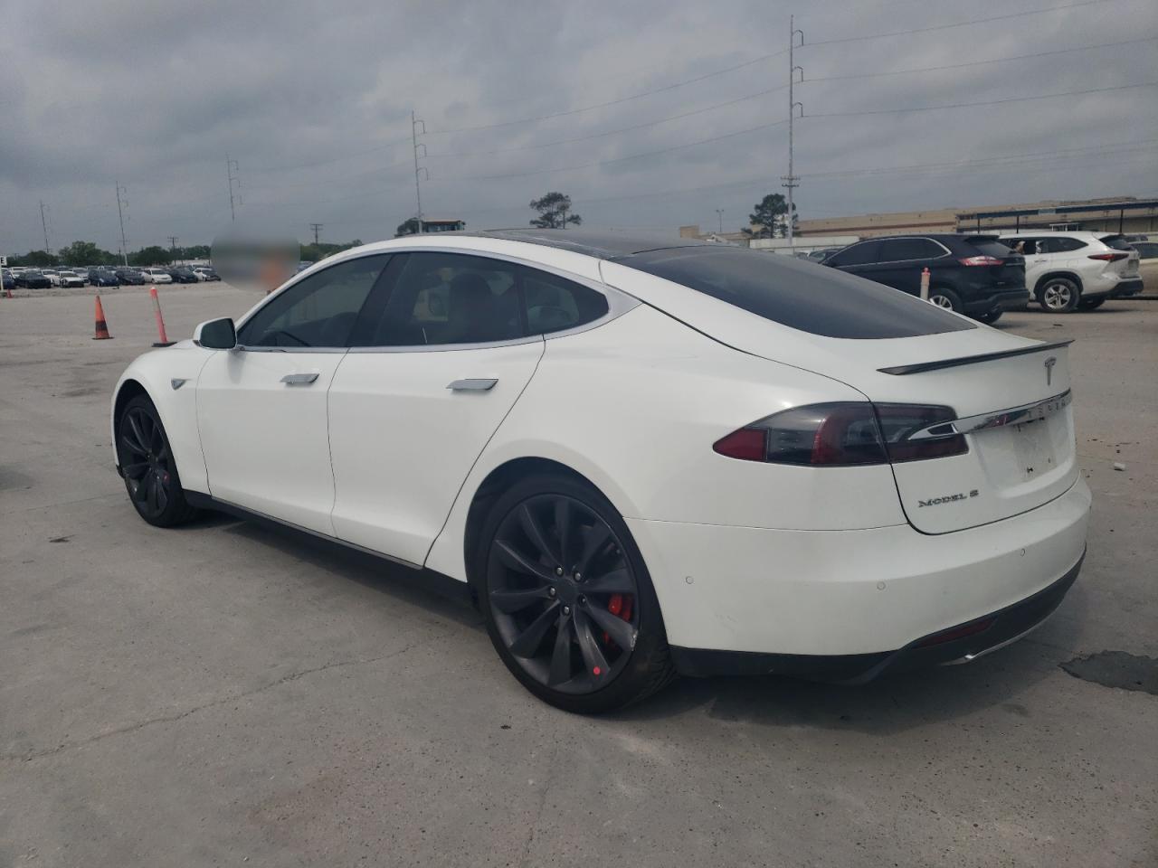 5YJSA1E4XFF111706 2015 Tesla Model S