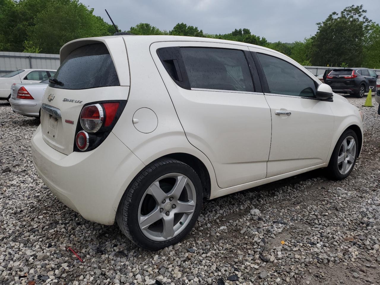 1G1JE6SB2F4215123 2015 Chevrolet Sonic Ltz