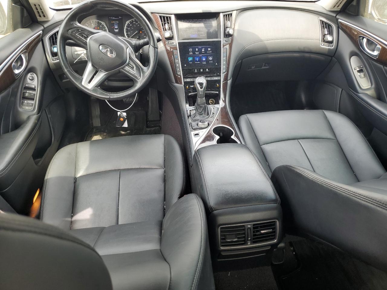 JN1EV7AR0JM439144 2018 Infiniti Q50 Luxe