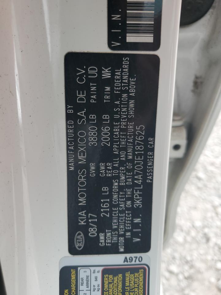 3KPFL4A70JE187625 2018 Kia Forte Lx