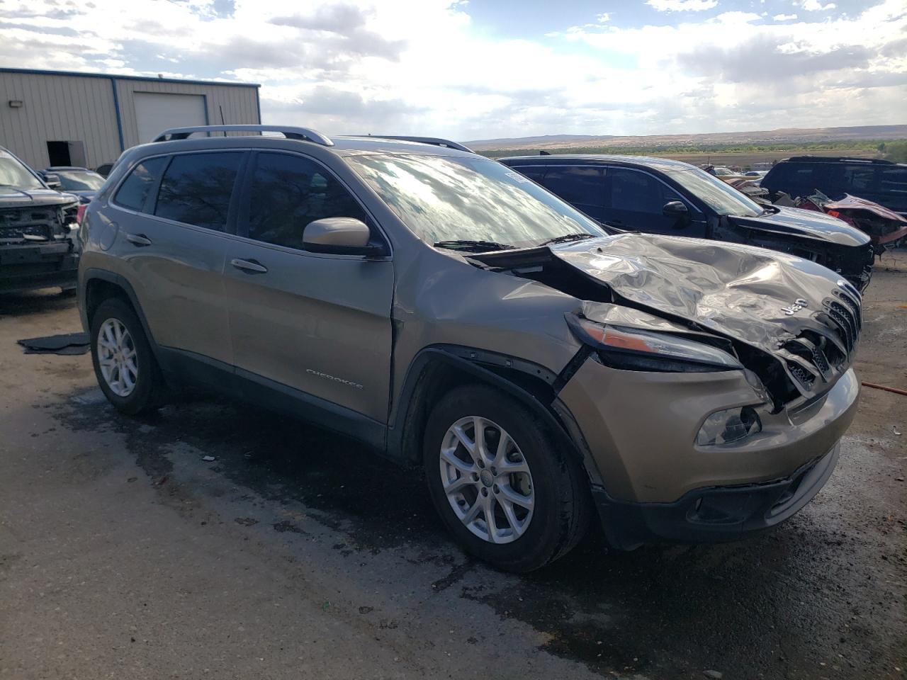 1C4PJMCS7HW545024 2017 Jeep Cherokee Latitude