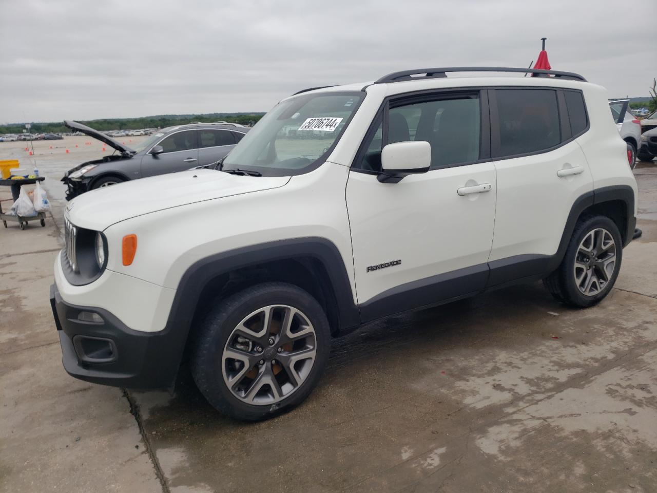 2017 Jeep Renegade Latitude vin: ZACCJBBB2HPF23949