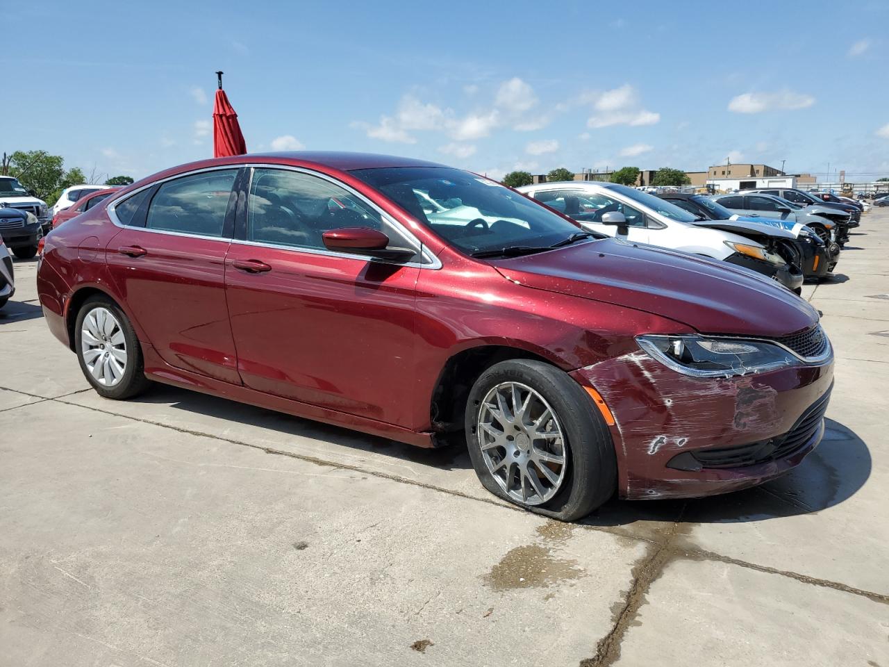 2015 Chrysler 200 Lx vin: 1C3CCCFB8FN560685