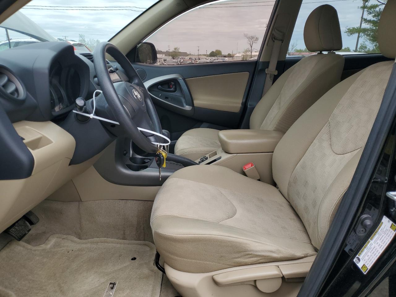 2T3ZF4DV1BW073010 2011 Toyota Rav4