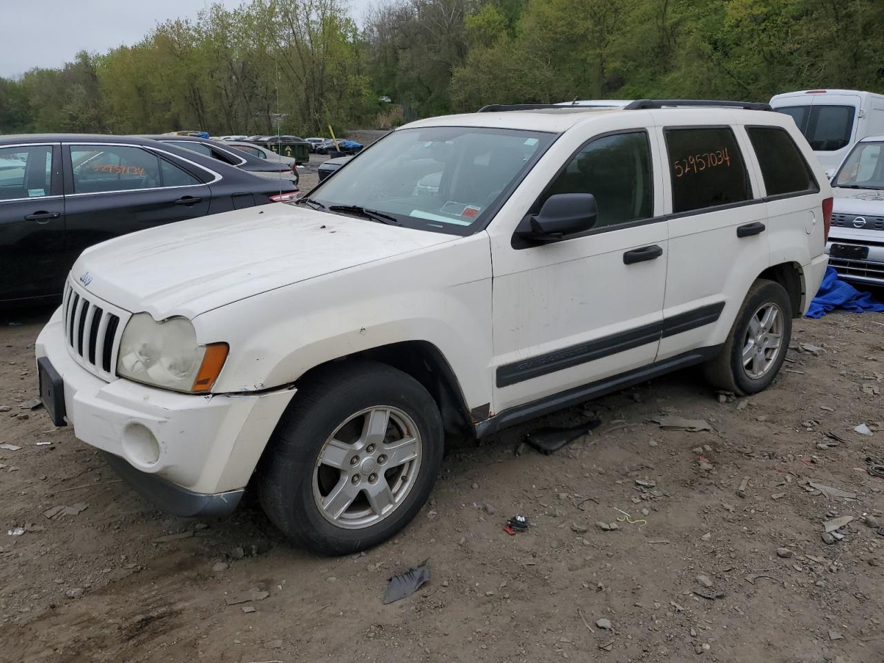 1J4GR48K45C557382 2005 Jeep Grand Cherokee Laredo