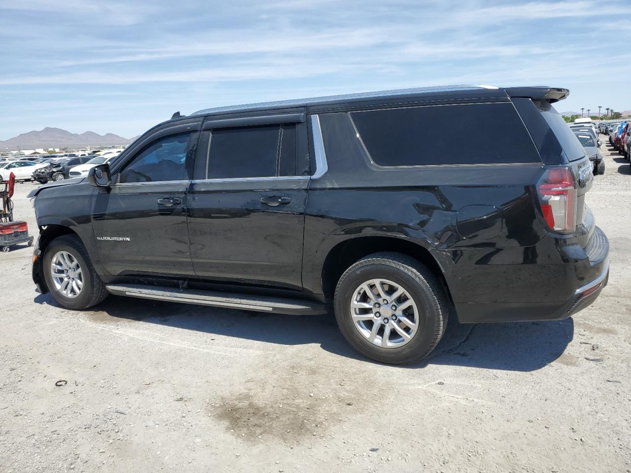 2021 Chevrolet Suburban C1500 Ls vin: 1GNSCBKD4MR424513