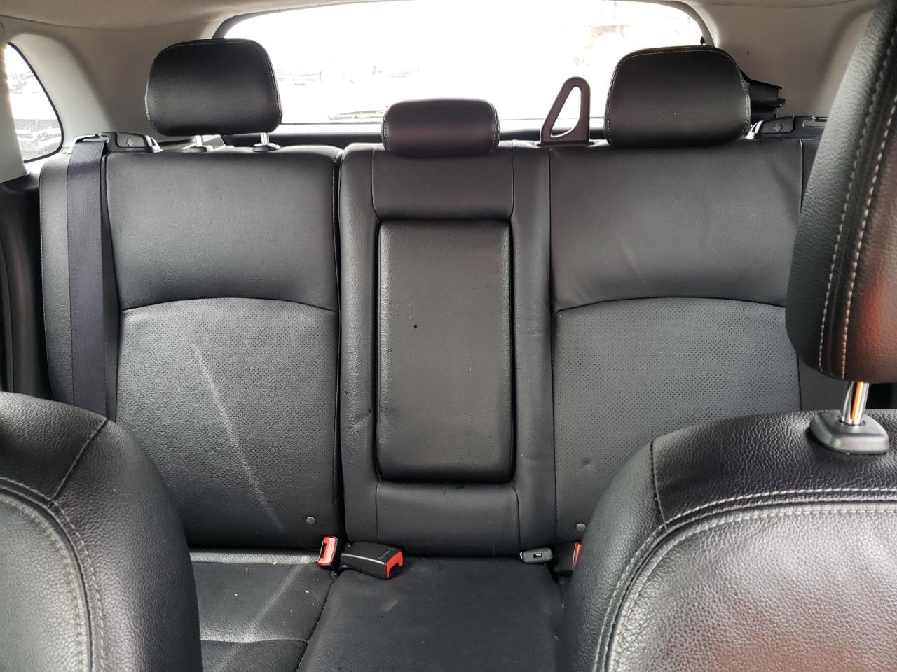 JA4AP4AW6JU002012 2018 Mitsubishi Outlander Sport Sel