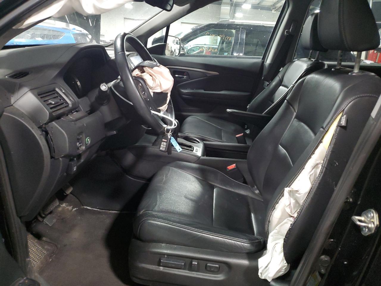 5FNYF6H69JB062111 2018 Honda Pilot Exl