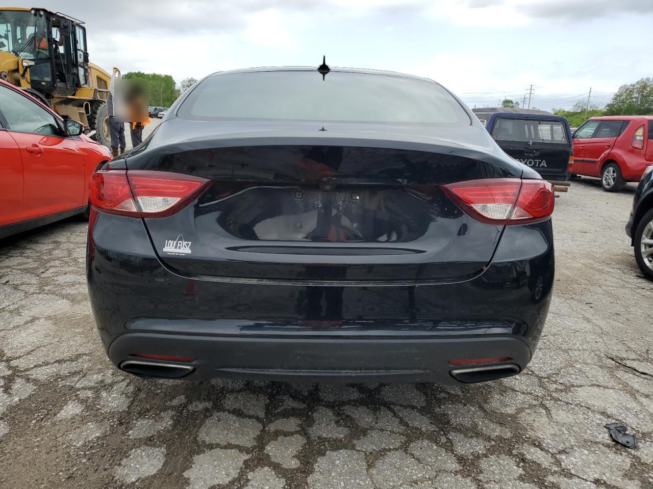 2015 Chrysler 200 S vin: 1C3CCCBG1FN638161