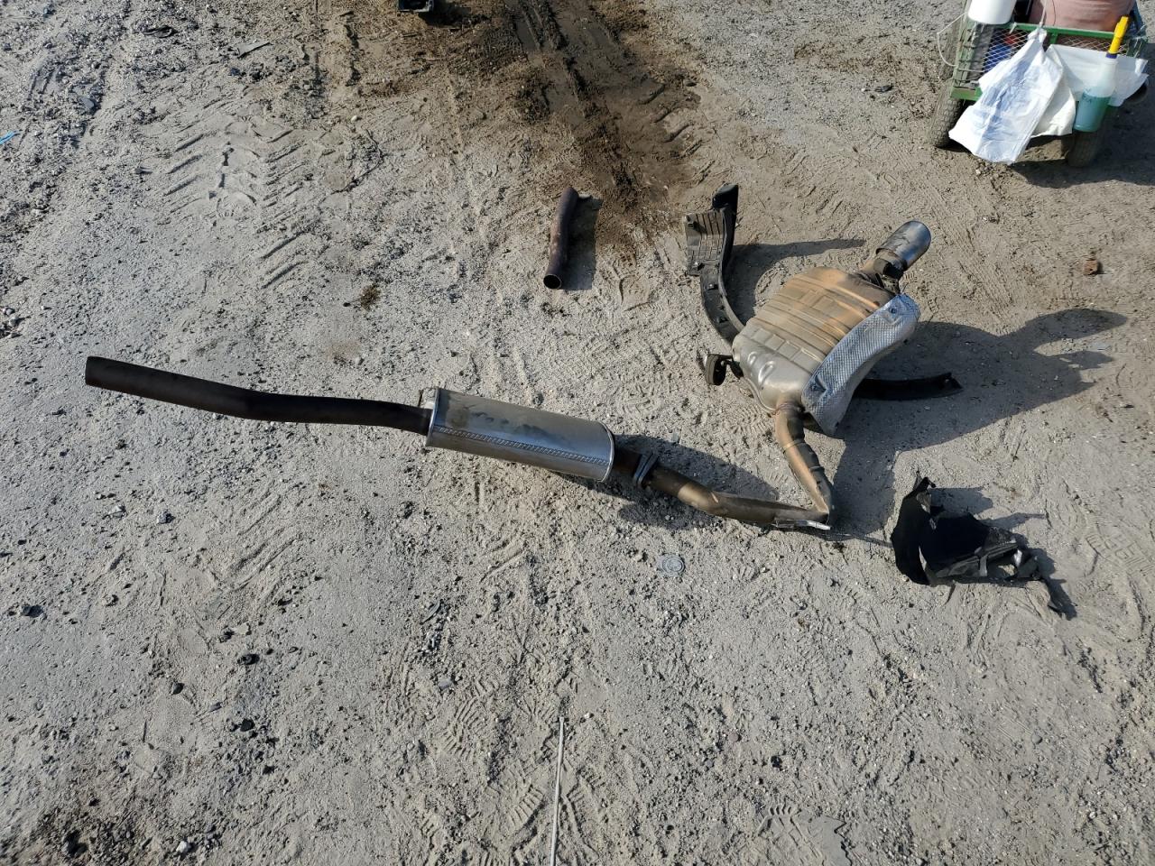 5XYPG4A37GG053972 2016 Kia Sorento Lx