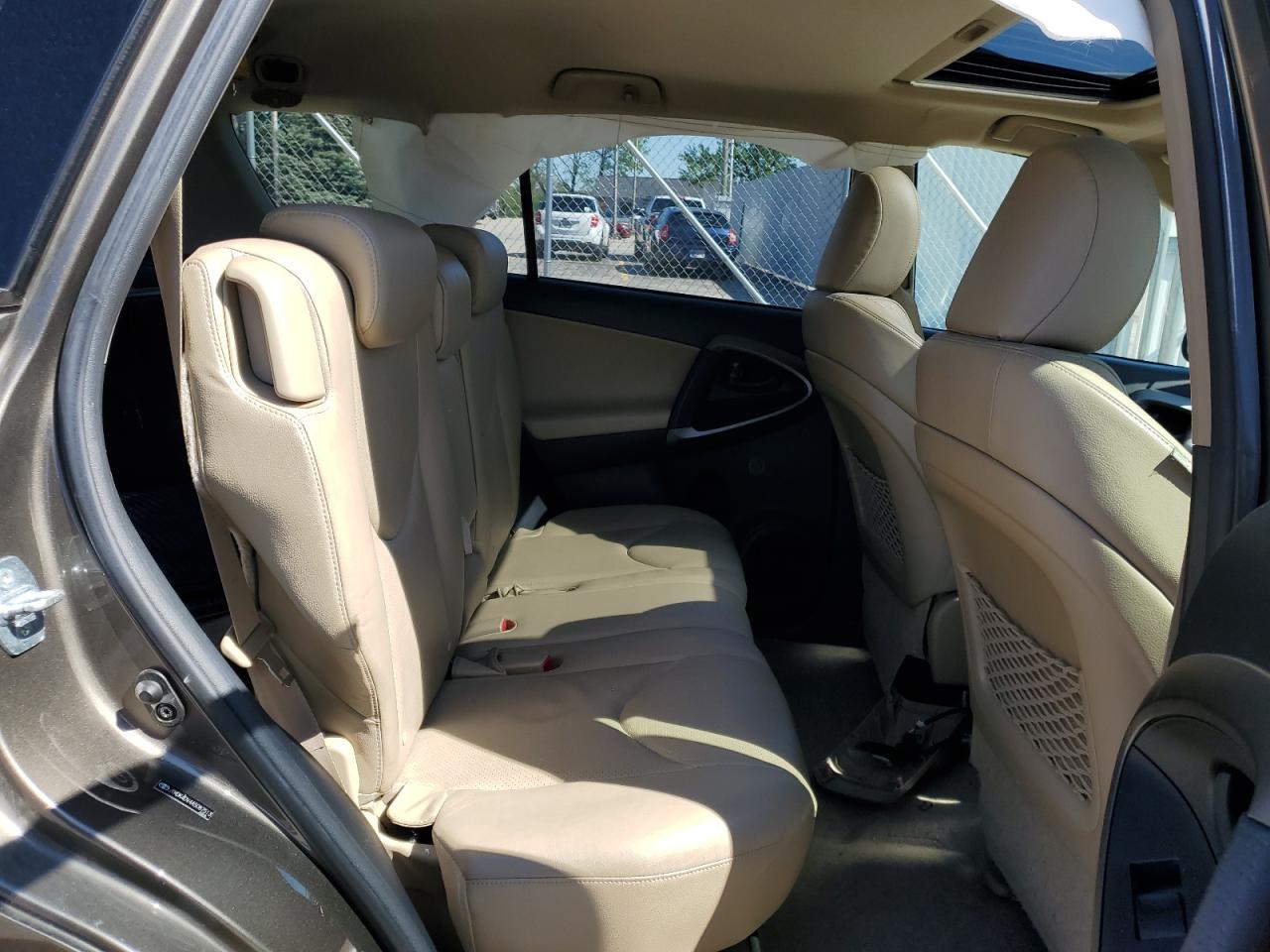 JTMDK4DV4A5087513 2010 Toyota Rav4 Limited