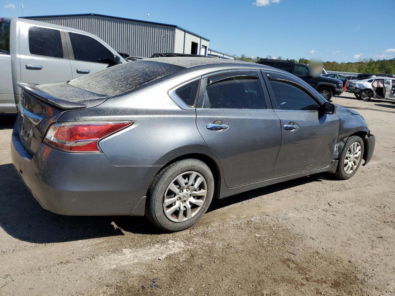 2015 Nissan Altima 2.5 vin: 1N4AL3AP7FC147101