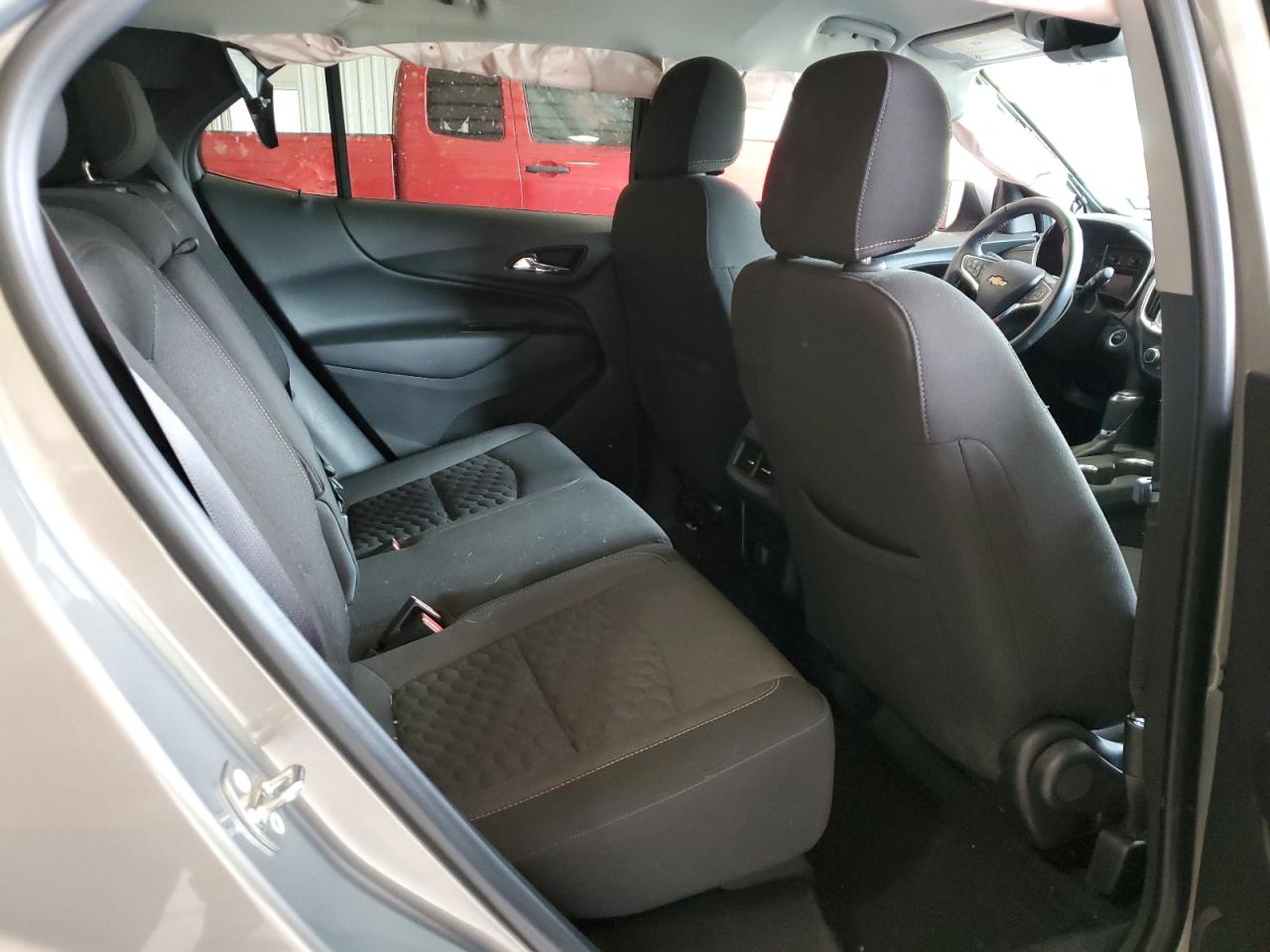 3GNAXJEV4JS627019 2018 Chevrolet Equinox Lt