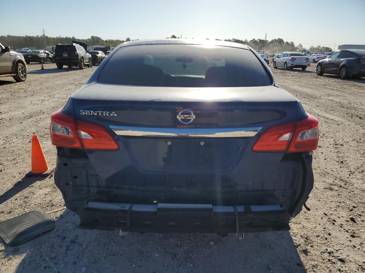 3N1AB7APXKY346412 2019 Nissan Sentra S