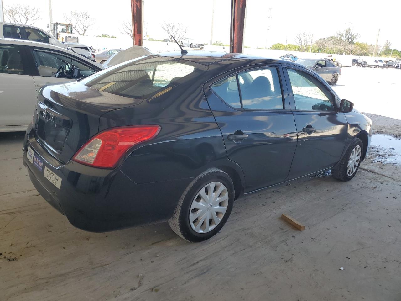 3N1CN7AP0GL903364 2016 Nissan Versa S