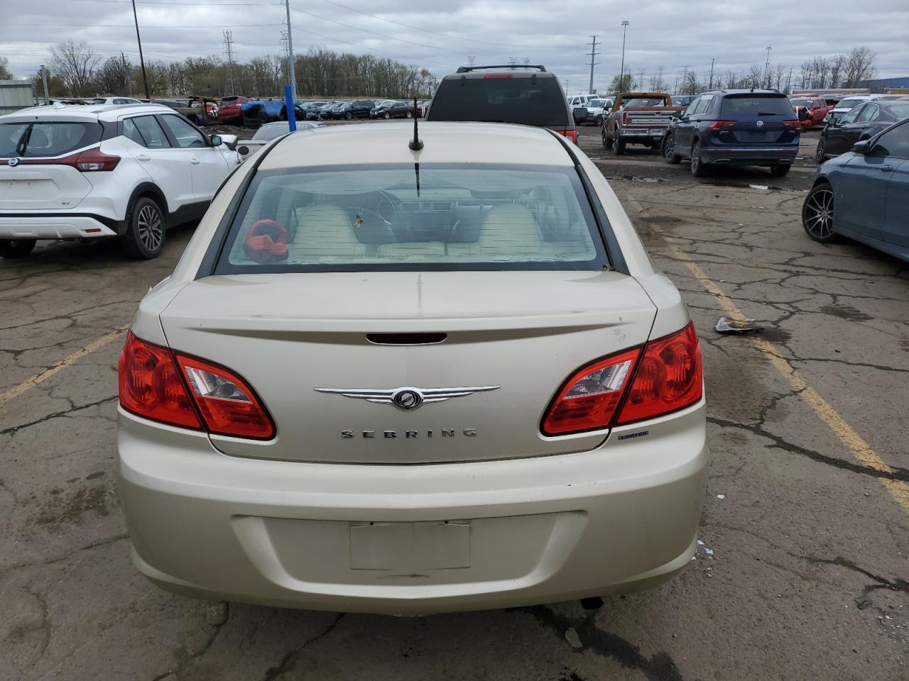 1C3CC5FB6AN188204 2010 Chrysler Sebring Limited