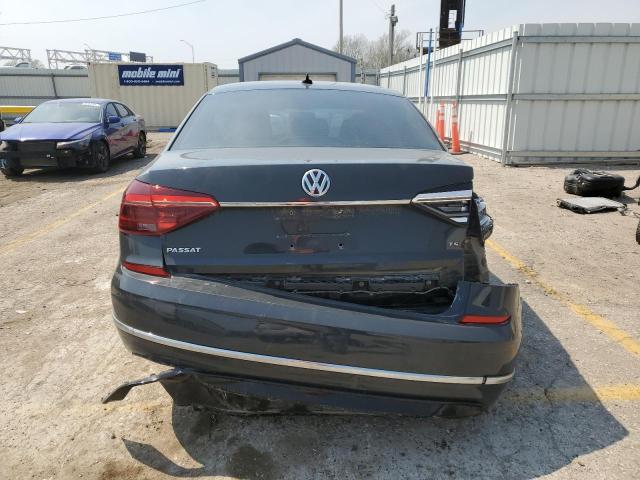 2017 VOLKSWAGEN PASSAT R-L - 1VWDT7A35HC001212