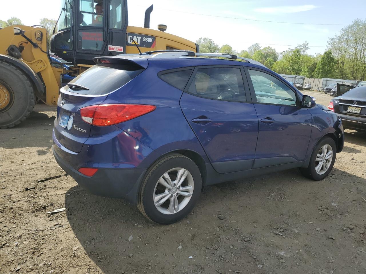 KM8JU3AC2DU684496 2013 Hyundai Tucson Gls