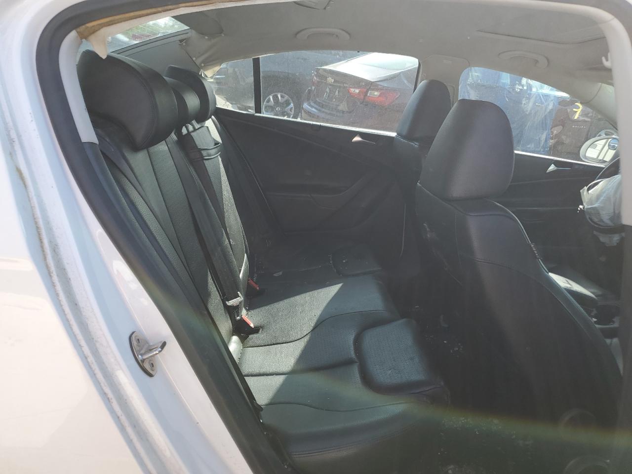 WVWJK73CX9P024727 2009 Volkswagen Passat Turbo